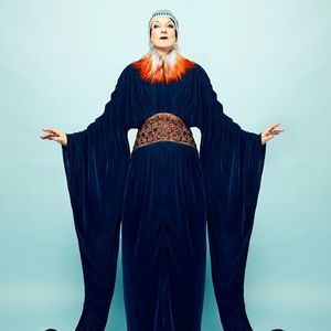 Meet your Posher, Gin